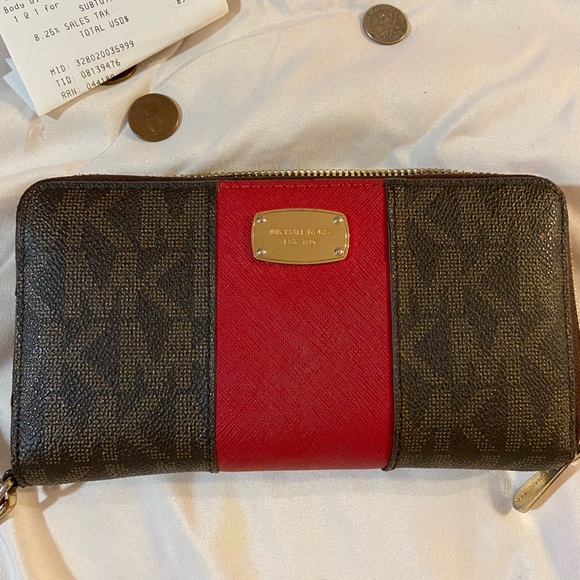 New Michael Kors purse and gently used wallet - Picture 7 of 12